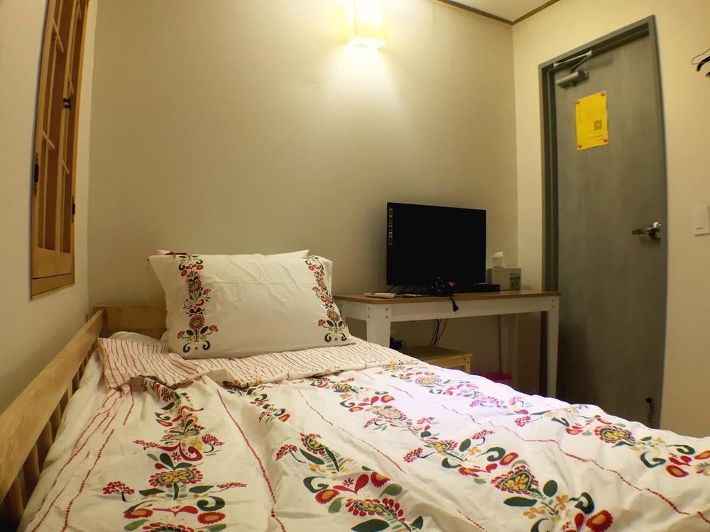 J.garden Hotel 2*